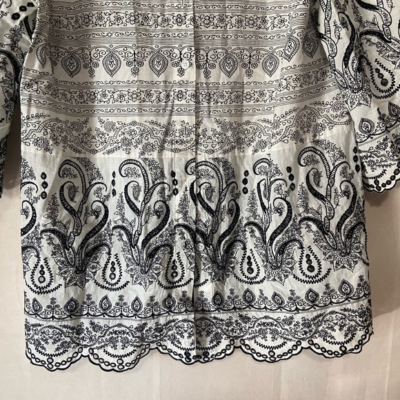 Chico's women's 2 (Large 12/14) paisley eyelet shirt w/ scallop hem 3/4 sleeve - Picture 7 of 7